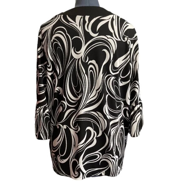 DRESS BARN WOMAN Black White Tunic Top Size 18/20 Swirls Keyhole CareerMade USA - Picture 11 of 12